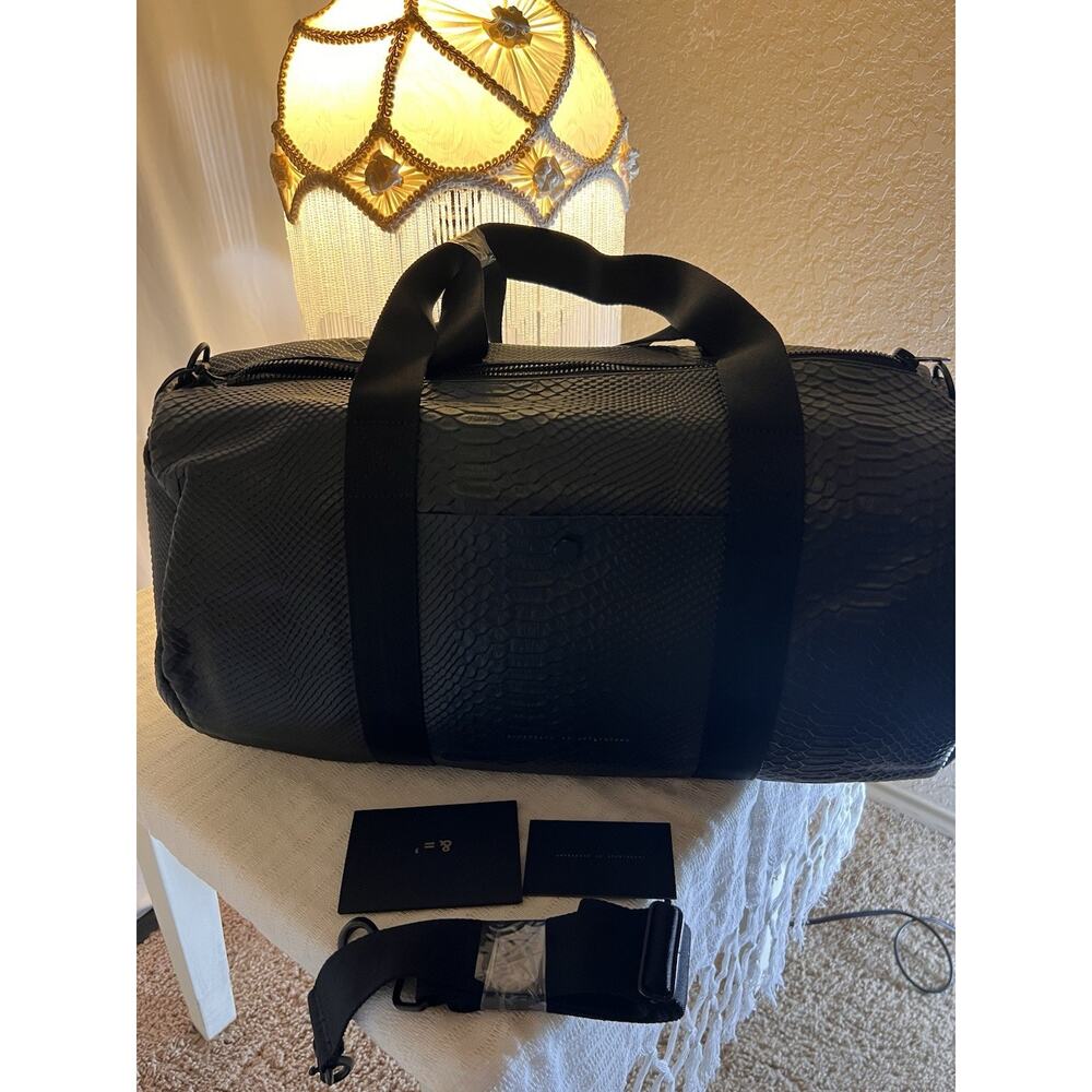 AMPERSAND AS APOSTROPHE Ampersand As Apostrophe Og Leather Duffle Bag In Black - Picture 4 of 8